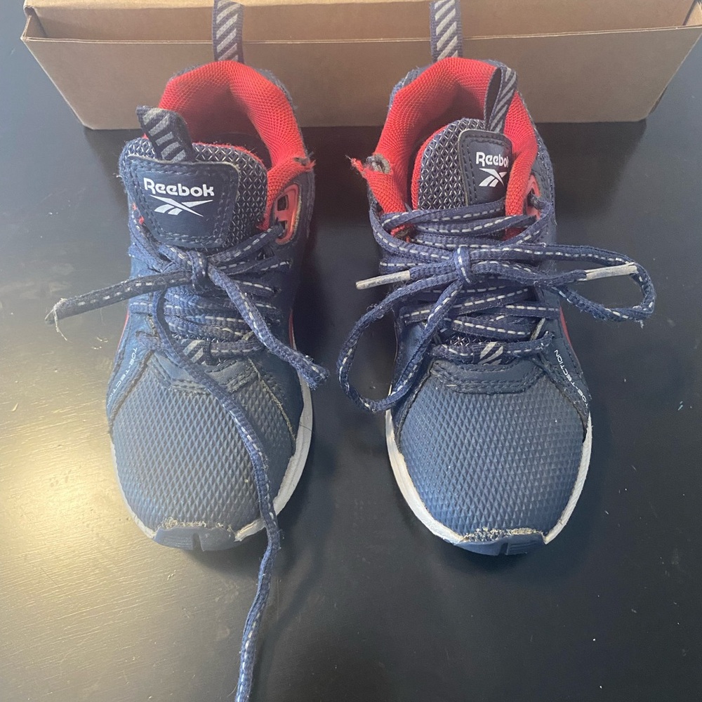 Reebok shoes Toddler Size 10.5